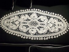 Tischdecke NADELSPITZE - POINT