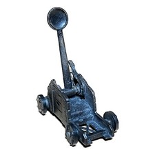 Mittelalter Katapult Anspitzer Metall Figur Bewegliche Replik Belagerung defekt