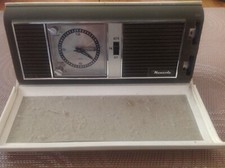 Radiowecker Toshiba Manaola