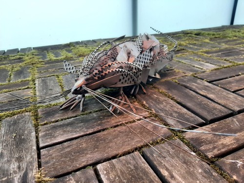 Künstlerskulptur ratte aus - ratte,