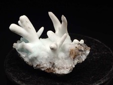 272 Aragonit UV ca 4x4x3 cm