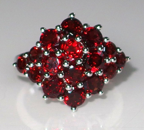 Cluster raute granat - cluster, ring
