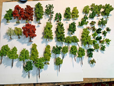 Spur H0 1:87 Konvolut, Bäume Sträucher usw.  Set A 