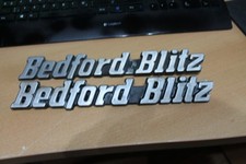2 x  BEDFORD BLITZ Schriftzug