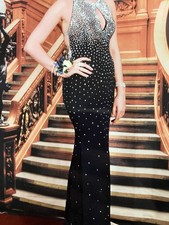 Schönes festliches Kleid