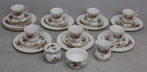 28x royal albert moss - royal,