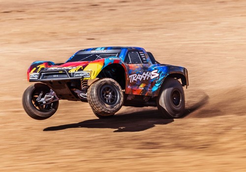 Traxxas slash brushless - brushless, 2wd