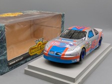 Modellautos 1:18 Ertl American Muscle Pontiac GP NASCAR 1996 #43 R. Petty OVP