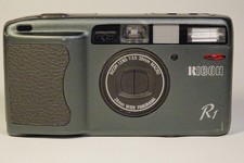 Ricoh R1 3.5/30mm