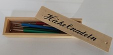 6 Häkelnadeln in Holz-Box, Häkelhaken, häkeln, Handarbeiten, Aufbewahrungsbox