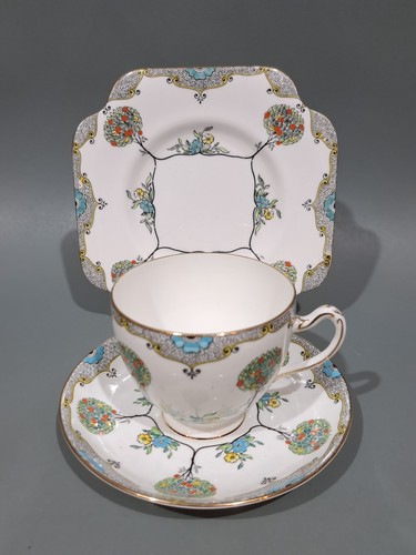 Royal grafton bone china - china, art