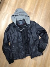 Guess coole Herren Jacke mit abnehmbarer Kapuze Kunstleder Gr. L