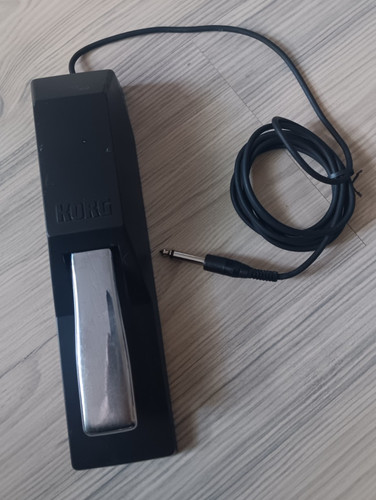 Sustain pedal korg - sustain,