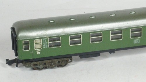 Schnellzugwagen - n,