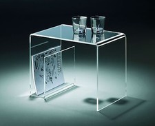 Beistelltiisch aus Acrylglas -