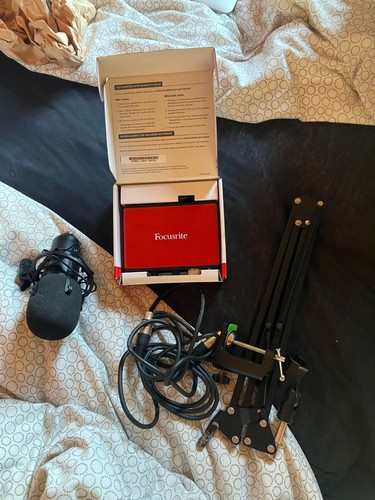 Focusrite scarlett 2i2 - focusrite,