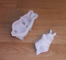 Silikonform Gießform Hase liegt auf dem Rücken - Keraflott