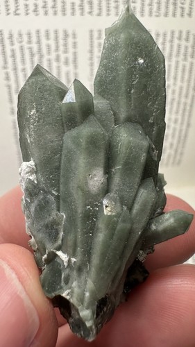 Grüner quarz hedenbergit - /, /