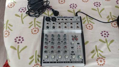 Behringer eurorack ub802 - behringer,