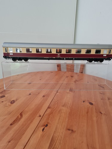 Schnellzug-Abteilwagen