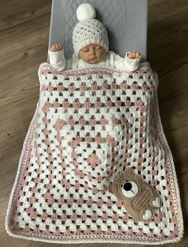Handarbeit gehäkelt teddy - handarbeit,
