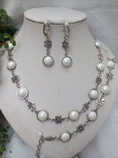 Dirndlschmuck-Set 3-tlg. mit weißen Porzellan-Cabochons + Blumen + Blatt-Verb.