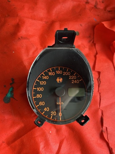 Alfa romeo 156 16v tacho - 1.8,