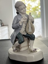 Goebel Wilhelmsfeld Porzellanfigur Junge + Laute FR 108 alte Hummel Antik Rokoko