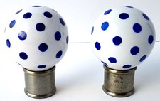 2 Porzellan- Griffe / Türgriff um 1950 - 1960 M169