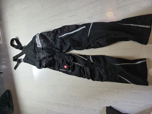 Latzhose motion 2020 - e.,