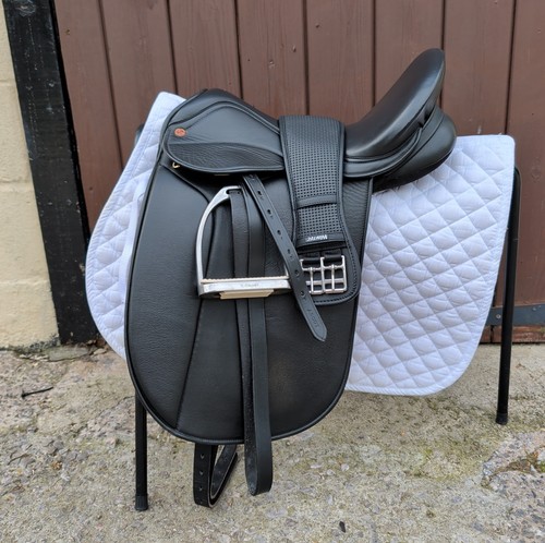The saddle company - 17",