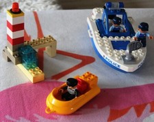 Polizeiboot mit Leuchturm 4861 von Lego Duplo