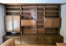 Schrankwand Wohnzimmer, mit indirekter Beleuchtung, hochwertige Verarbeitung