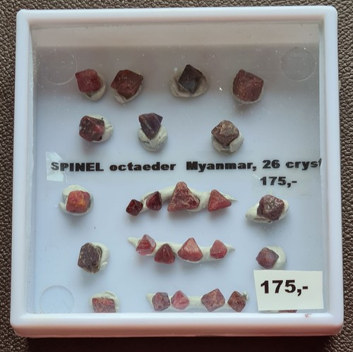 Set von 26 roten - ***,