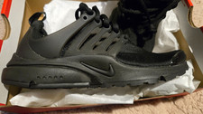 Nike air presto triple black