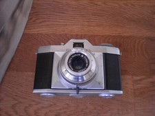 Kamera PENTONA Pentacon Objektiv Mayer-Optik Görlitz Trioplan 1:3,5/45 Priomat