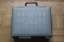 Warhammer 25 Jahre Armeekoffer grau, ohne Einlagen, Maße 40x34x14 cm - selten