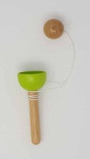 Kendama Holz Spielzeug Ball Fang Wurf Spiel Grün Jonglieren Kinder Mini Artistik