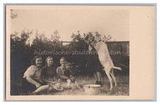 Lustiges Foto - Familie mit Ziege im Garten - Kinder - Altes Foto 1930er