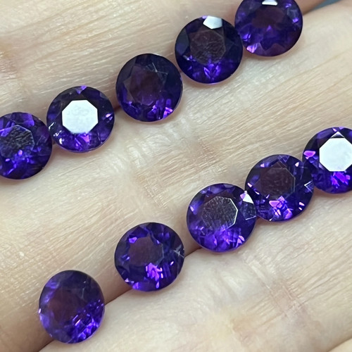 Laborgezüchtete violette