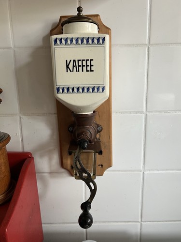 Vintage alte kaffeemühle - alte,