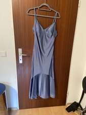Abendkleid, Taubengrau