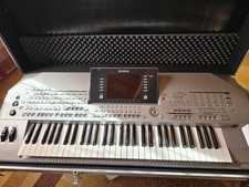 Yamaha Tyros 2 Keyboard mit