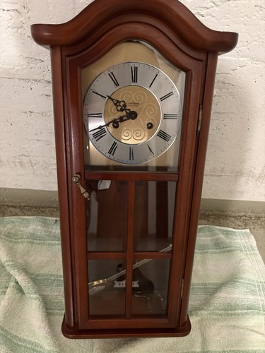 Pallas heges quarz wanduhr - pallas,