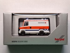HERPA Feuerwehr RTW MB T2