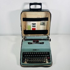 Olivetti Lettera 32 Duck Egg