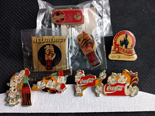 Coca cola pins konvolut - coca-cola,