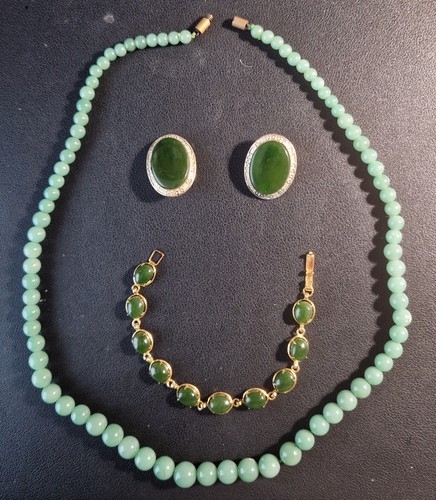 Jade halskette ohrclips und - jade, 2