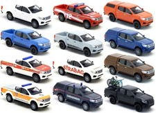 Busch - Nissan Navara Pickup - SUV Geländewagen Modelle zur Auswahl 1:87 H0