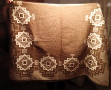 Flauschige Wolldecke mit 70%